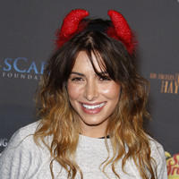 Sarah Shahi - 3rd annual Los Angeles Haunted Hayride VIP opening night - Photos | Picture 100077